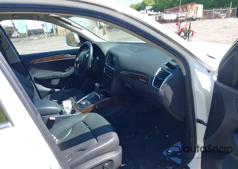 2012 Audi Q5 2.0T Premium z USA, uszkodzony, nr VIN WA1LFAFP6CA104992